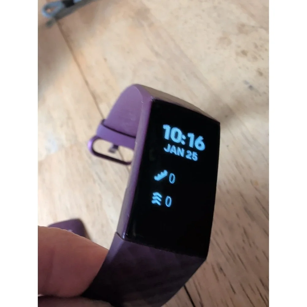 Fitbit Charge 4 Advanced Fitness Tracker Rosewood Charging Cable 2 Xtra Bands VG